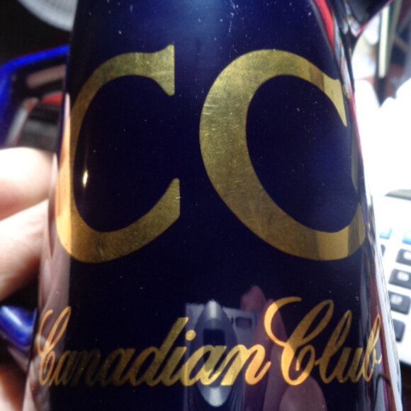 Vintage Ceramic Canadian Club Bar Water Pitcher, 7" Tall Excellent Condition - Picture 2 of 3